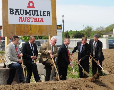 Wirtschaft + Unternehmen: Baumüller Austria: Spatenstich für neues Gebäude Wirtschaft + Unternehmen: Baumüller Austria: Spatenstich für neues Gebäude
